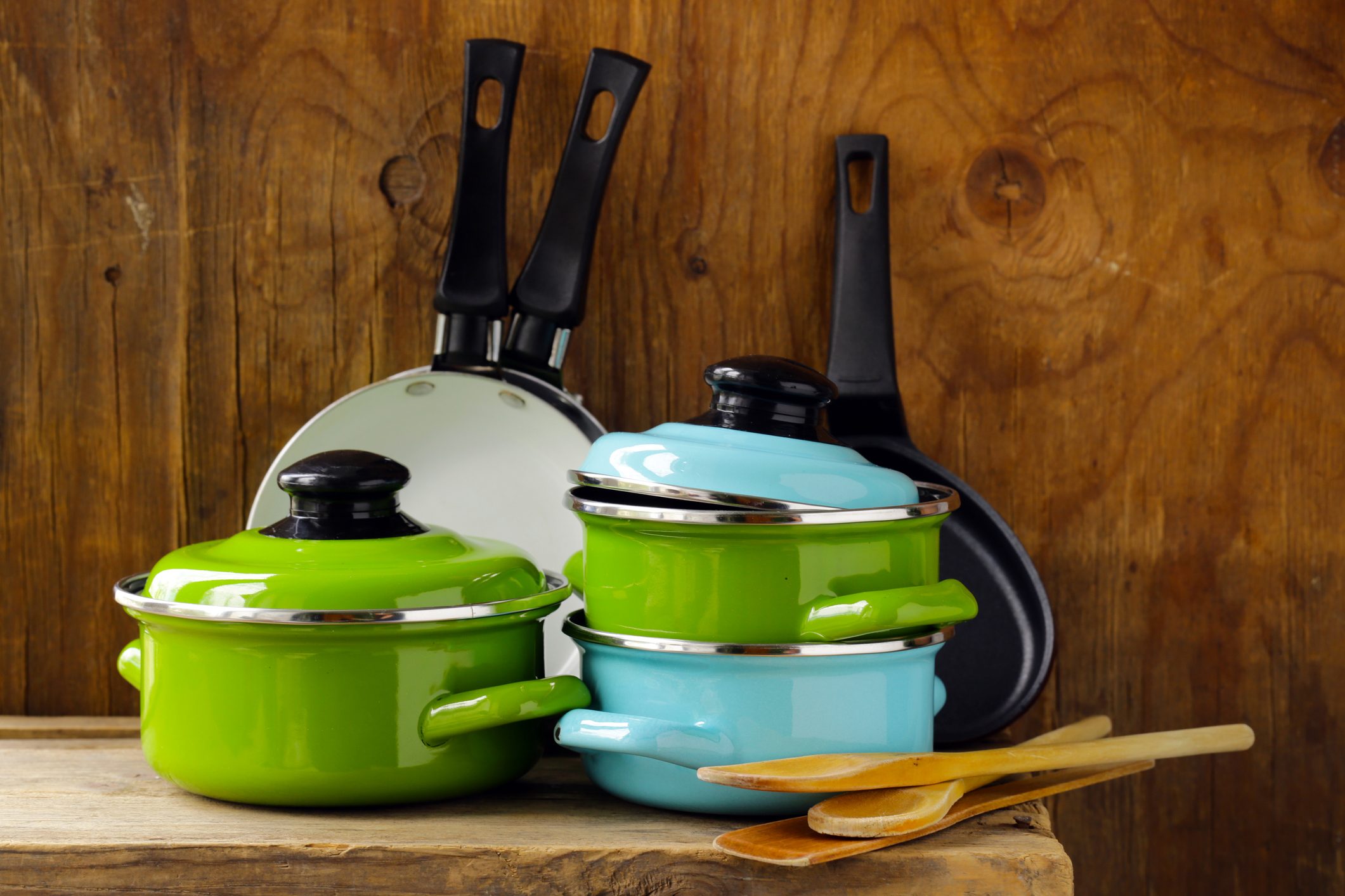 How to Recycle Old Pots and Pans 13 Ideas to Reuse Them In An Original Way