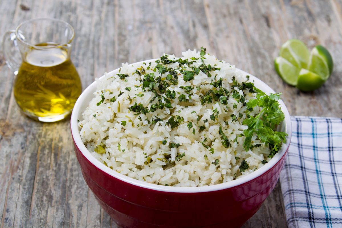 Cilantro lime rice: an aromatic and easy recipe | Cookist.com