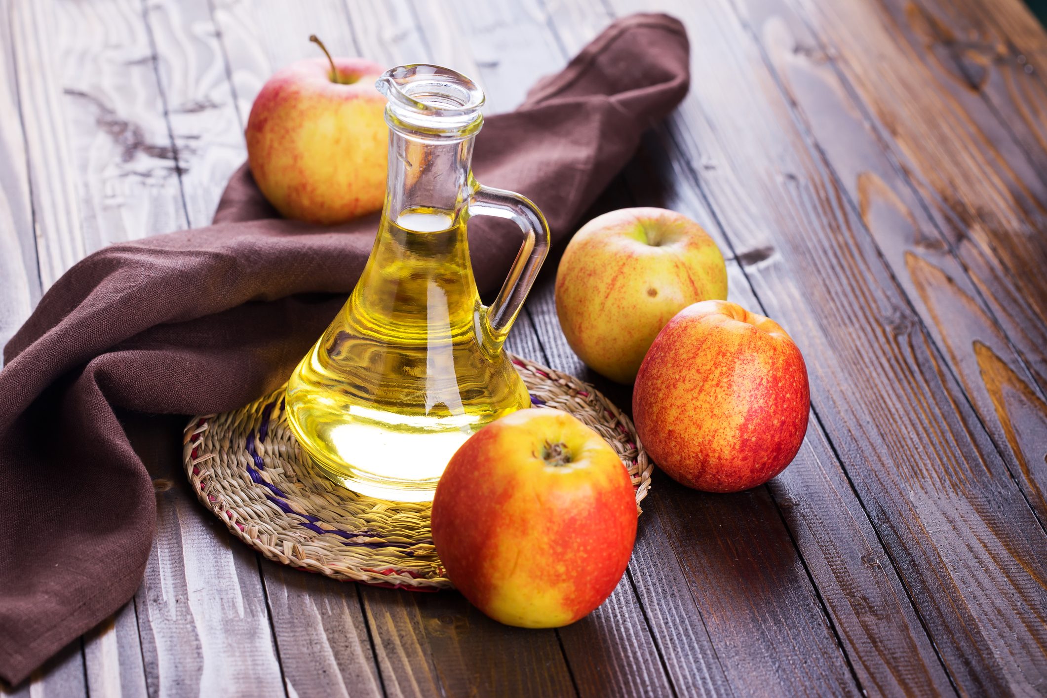 16-ways-to-use-apple-cider-vinegar