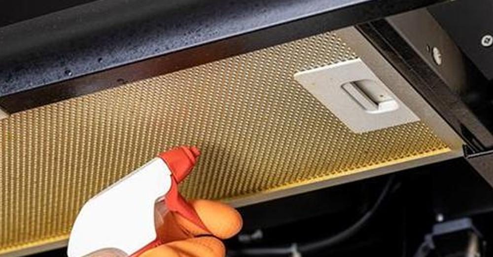 Here's How to Clean Grease Off Common Kitchen Surfaces