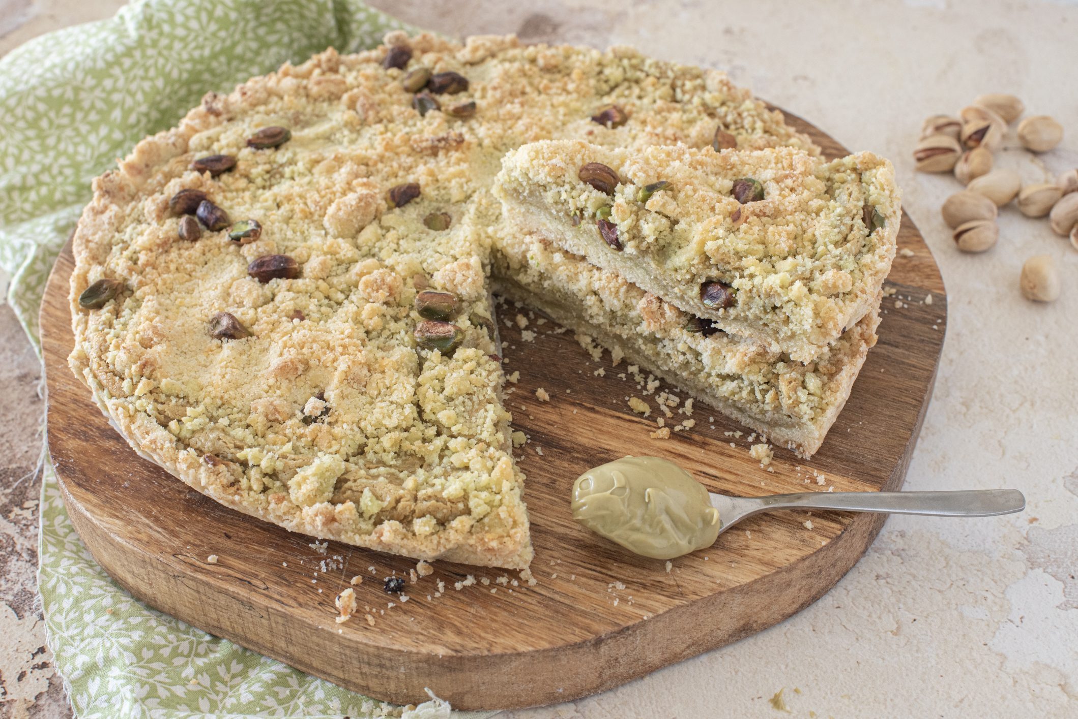 Pistachio Crumble Cake the recipe for a delicious and delicate