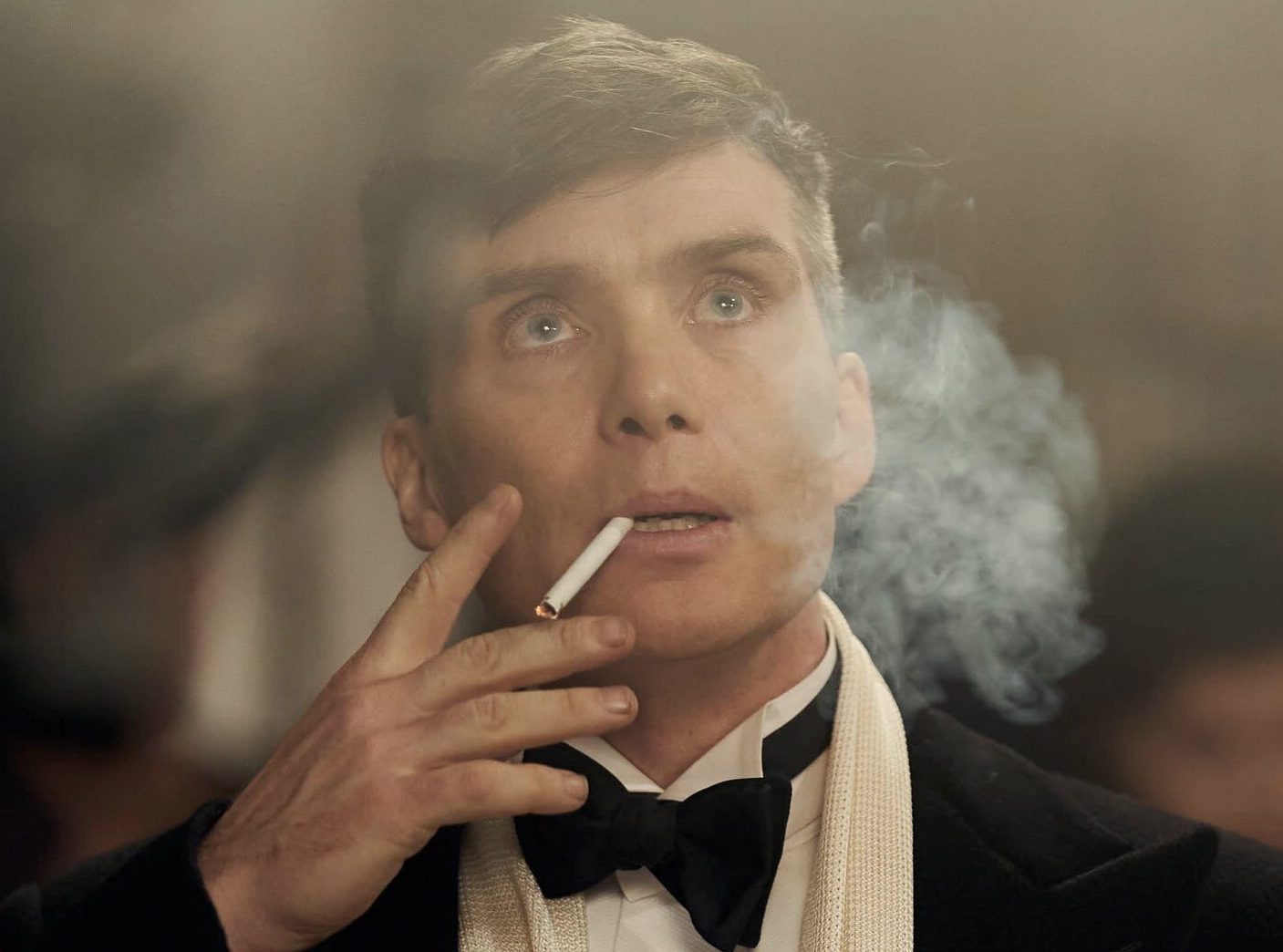 Perche Thomas Shelby Si Passa La Sigaretta Sulle Labbra