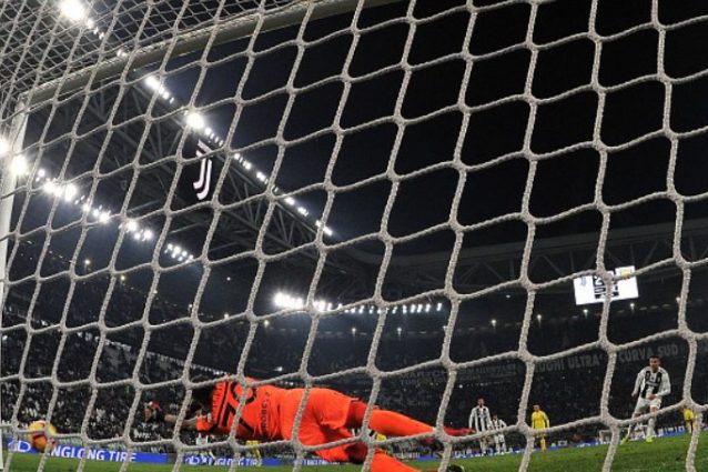 Stefano Sorrentino: “A Ronaldo non piace perdere e non mi volle dare la sua maglia”