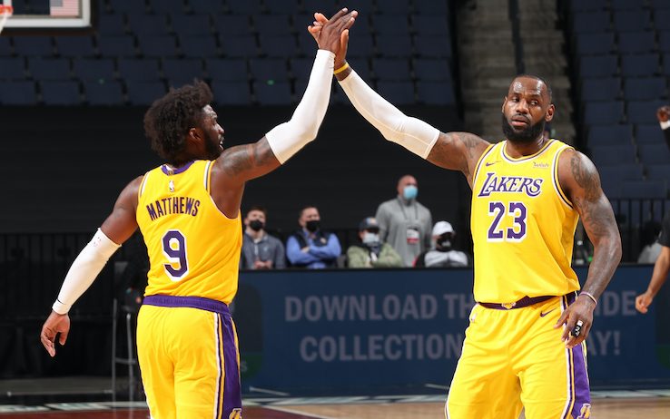 I risultati del 6 gennaio di NBA: quarta vittoria di fila per Lakers, super  Irving schianta Utah