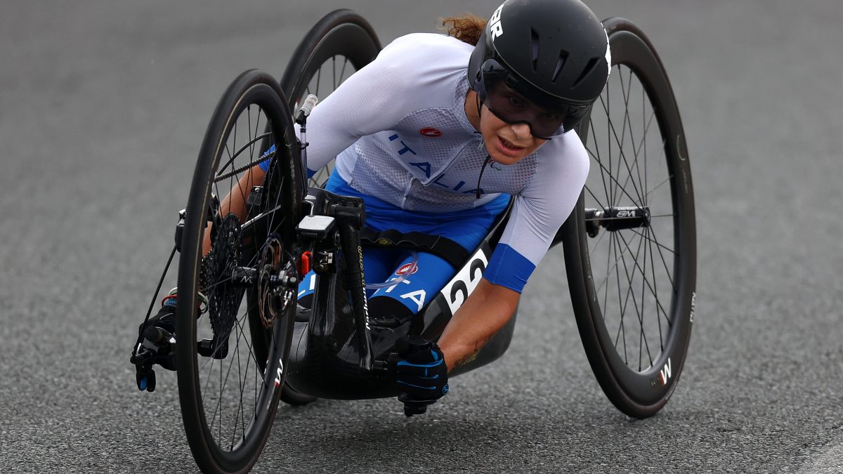 Katia Aere bronzo e lacrime alle Paralimpiadi: Sono qui per Zanardi. L'età?  È quella dell'anima
