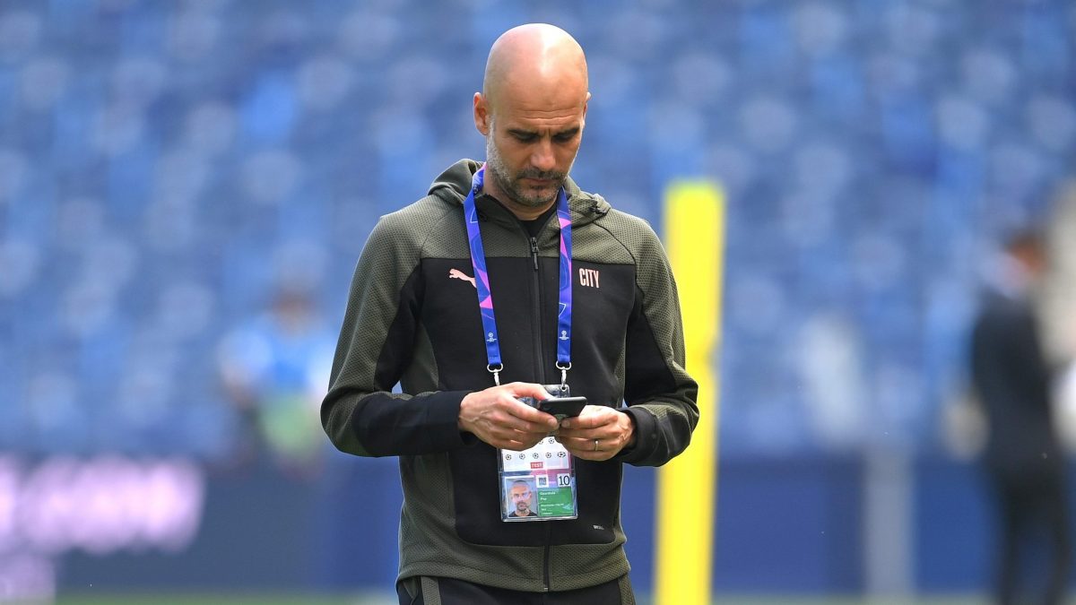 Pep Guardiola controlla e opinioni sui social network attraverso una serie di profili fasulli.