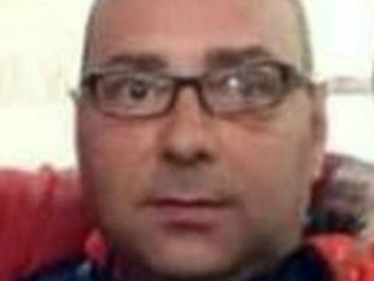 Muore A 16 Anni Dopo 42 Pippe