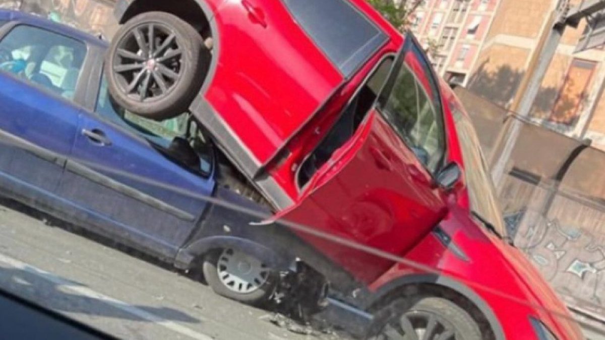 L’incidente sulla circonvallazione Salaria (Foto di Welcome to Favelas)