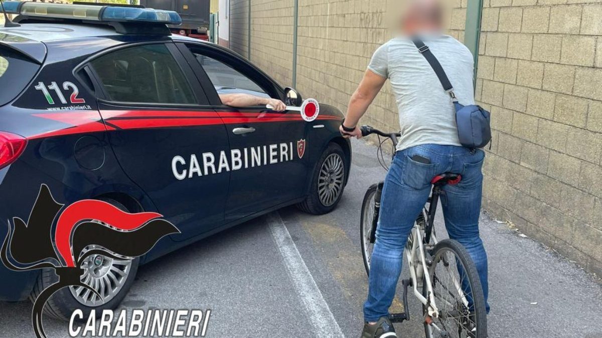 Lo scippatore intercettato dai carabinieri