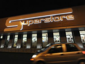 Un supermercato della catena Esselunga (Archivio)