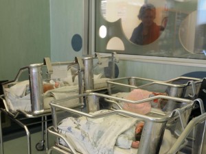 Due casi di meningite a Milano: morta una donna di 49 anni, ricoverata bimba di 7 mesi