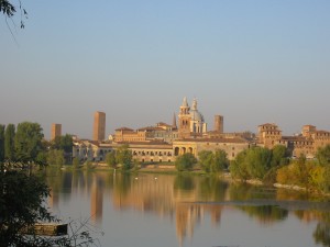Affitto pagato per un anno ai giovani: l'idea del Comune di Mantova