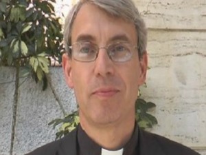 Il vescovo di Pavia, monsignor Corrado Sanguineti