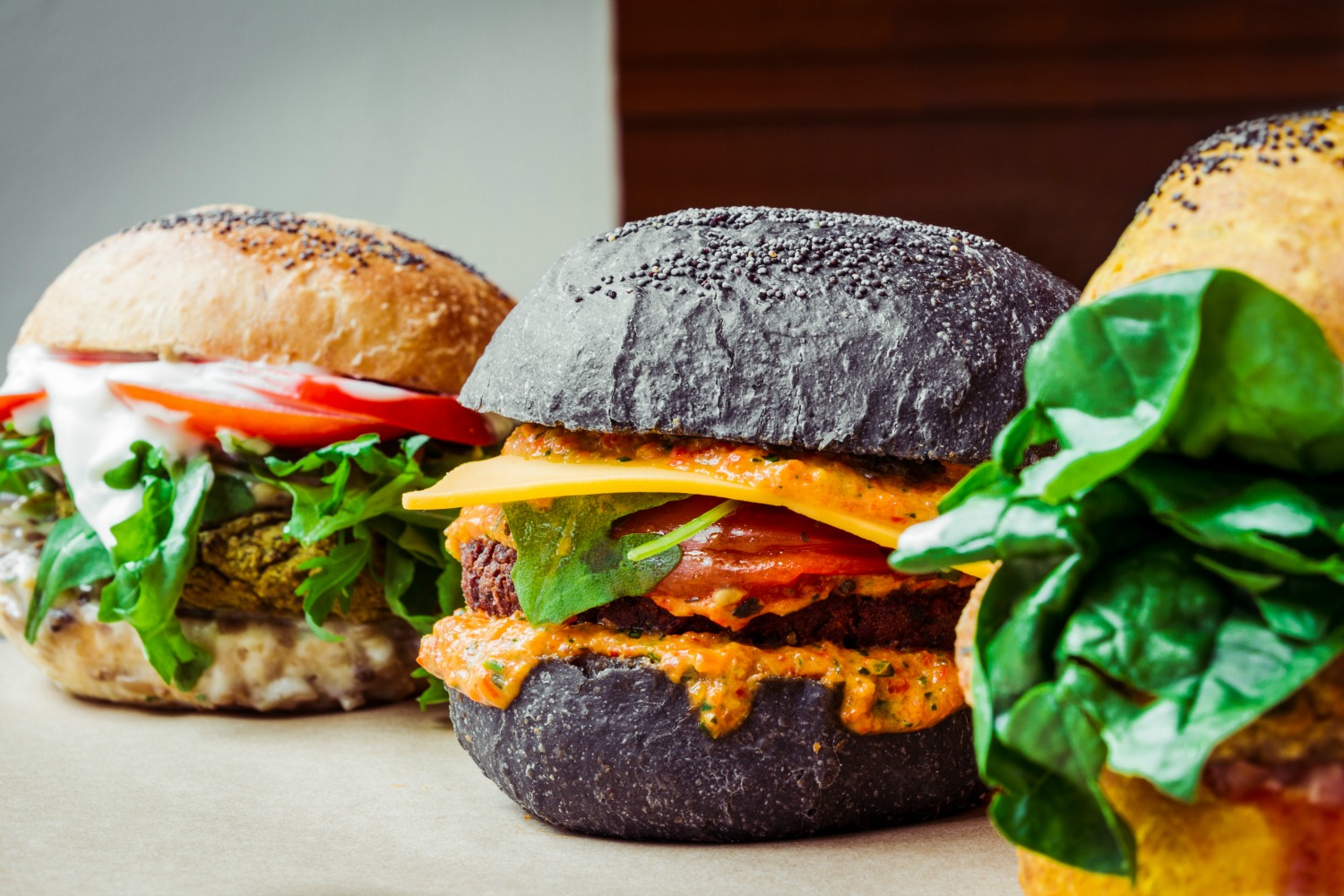 Milano, l'hamburger diventa vegano ha aperto il Flower Burger