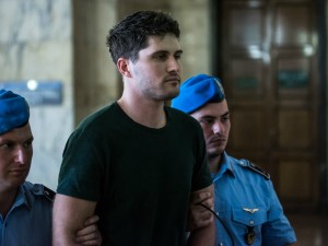 Aggressioni con acido, confermata condanna a 23 anni per Boettcher: rischia nuovo processo