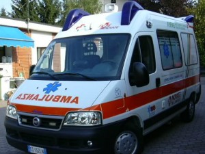 Bergamo, cade dalla moto e viene investito da un trattore: morto un 49enne di di Senago