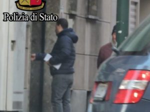 Stranieri assunti da ditte fittizie per avere permessi di soggiorno ... Polizia di stato it permesso di soggiorno
