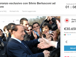 A pranzo con Silvio Berlusconi ad Arcore: un cinese offre 30mila euro per beneficenza