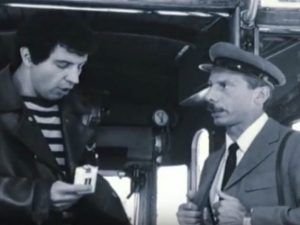 Una scena del film "Tre uomini e una gamba" (dal canale Youtube "Aldo Giovanni e Giacomo ufficiale")
