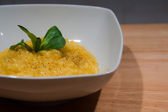 Risotto allo zafferano (Flickr).