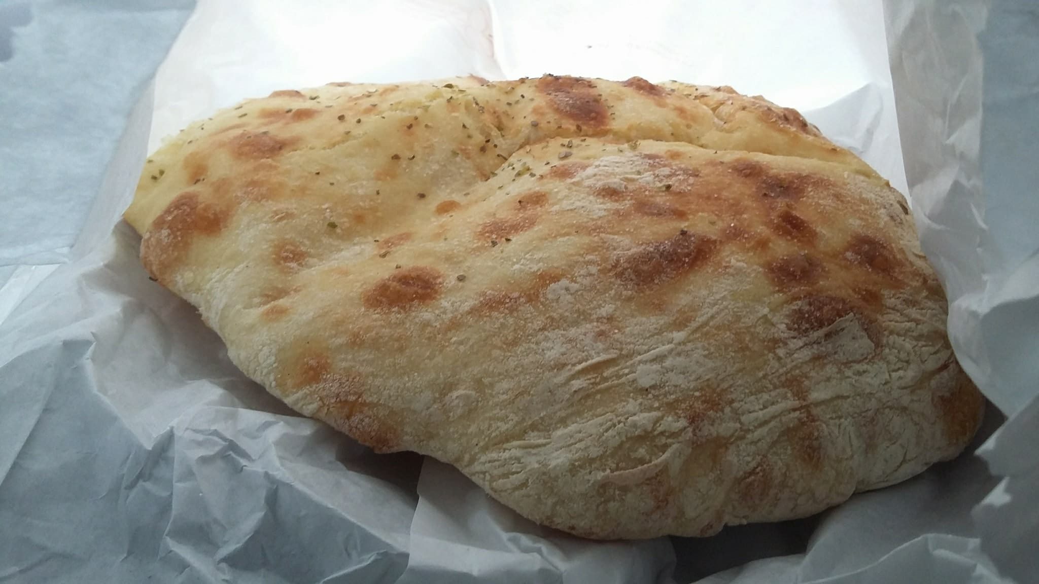Il pane a Milano è di gomma? Assaggiate la puccia di Baggio