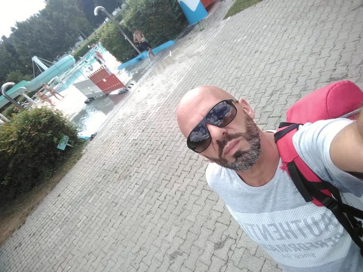 Muore A 16 Anni Dopo 42 Pippe