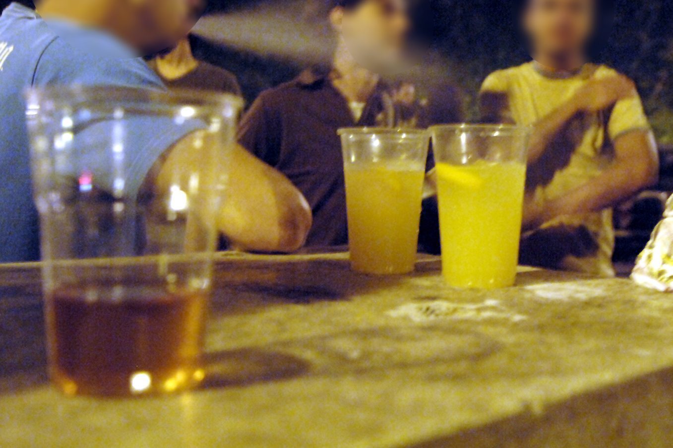 Alcol a ragazzini, polizia chiude bar nei Quartieri Spagnoli per 10 giorni - Vimarsana News