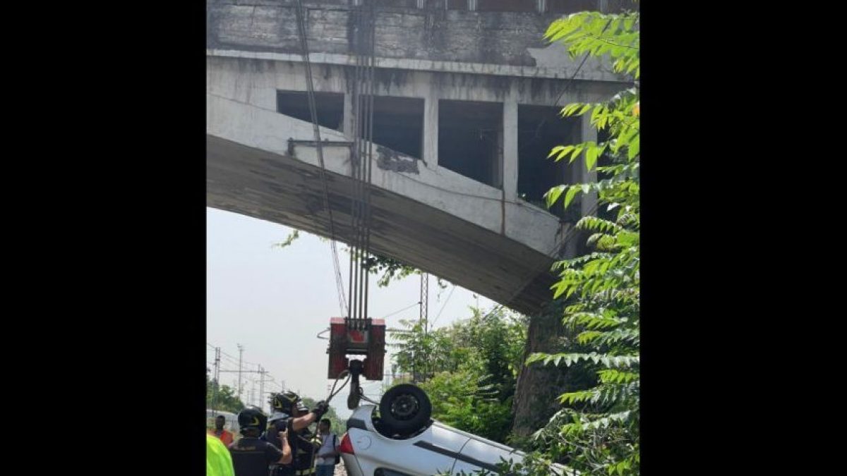 L’incidente sul ponte tra Sant’Arpino e Sant’Antimo