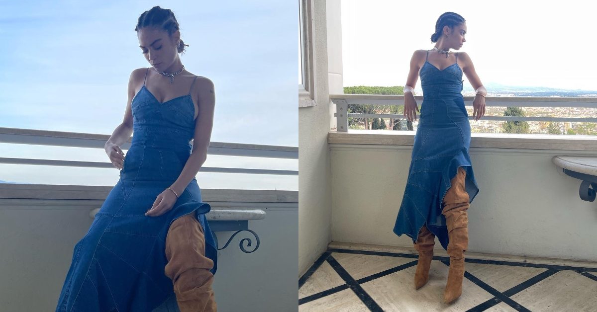Elodie osa con la maxi scollatura: in primavera l'abito di jeans si abbina  ai cuissardes