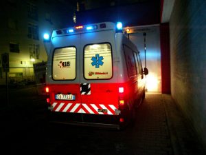 Avellino, incidente mortale la notte del 1 maggio: 33enne perde il controllo dell'auto
