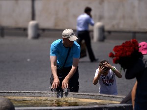 Previsioni Meteo Napoli: arriva la terza ondata di caldo africano. Temperature oltre i 40°