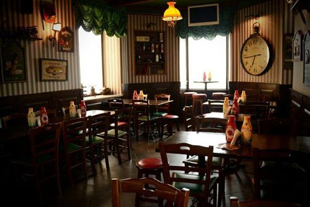 Arredamento del McCools Pub al Vomero