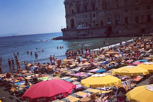 Spiagge e stabilimenti di Posillipo Spiagge e stabilimenti di Posillipo