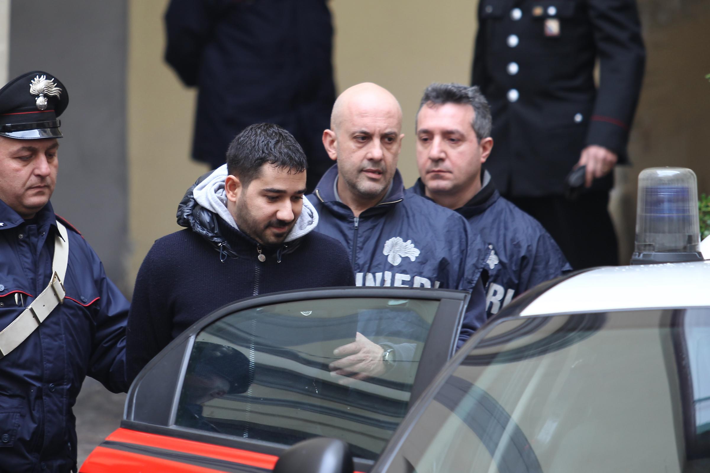 Camorra, condannati i boss del cartello ferraiuolo del prete 314 anni