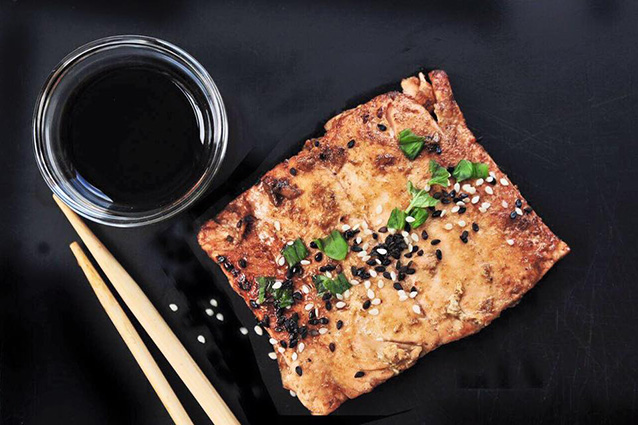 Salmone in salsa teriyaki, una delle specialità di Giappo