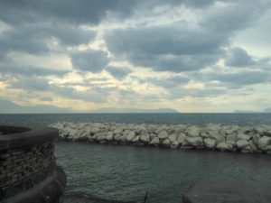 Meteo Napoli: caldo ma tempo incerto fino a giovedì 6 aprile
