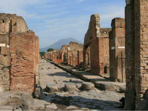 Domenica gratis nei musei, boom di visitatori a Pompei e alla Reggia di Caserta