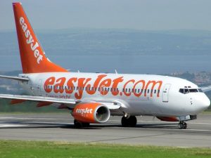 Easyjet, da novembre nuove rotte da e per Napoli