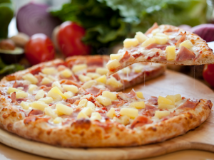 pizza-con-ananas