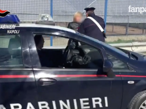 Quattordici rapine in un mese ai danni di due prostitute: in manette 2 fratelli