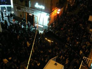 Spacciava cocaina ai baretti di Chiaia, in manette pusher di 16 anni