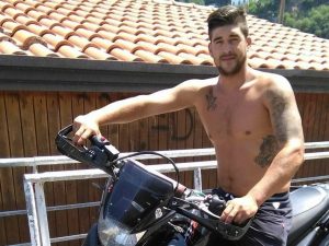 Vico Equense dice addio a Catello Donnarumma, il 26enne morto a bordo del suo scooter