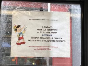 Anm, protestano i lavoratori: "Il sindaco mente. Nemmeno 1 euro per nuovi bus"