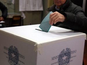 Nocera, corruzione elettorale: 19 indagati e 4 arresti
