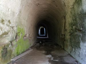Cuma, nuovi crolli delle mura dell'acropoli