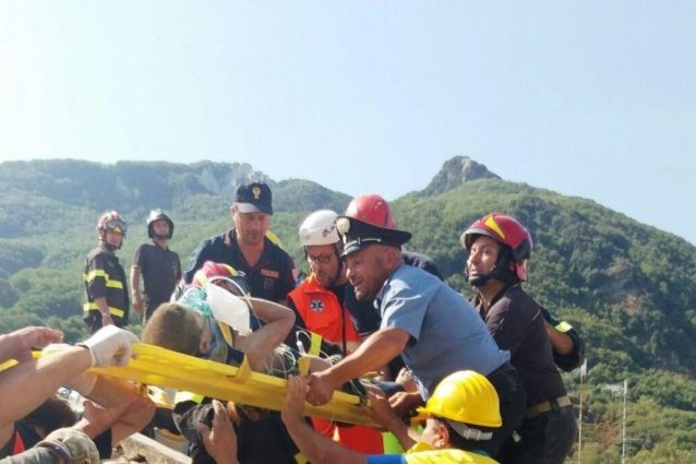 Fratellini salvati: frattura per Ciro, traumi per Mattias