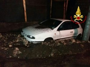 Maltempo in Campania: scantinati invasi dal fango in Irpinia, acquazzoni sul Salernitano