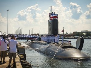 Una immagine del sottomarino nucleare americano Uss John Warner
