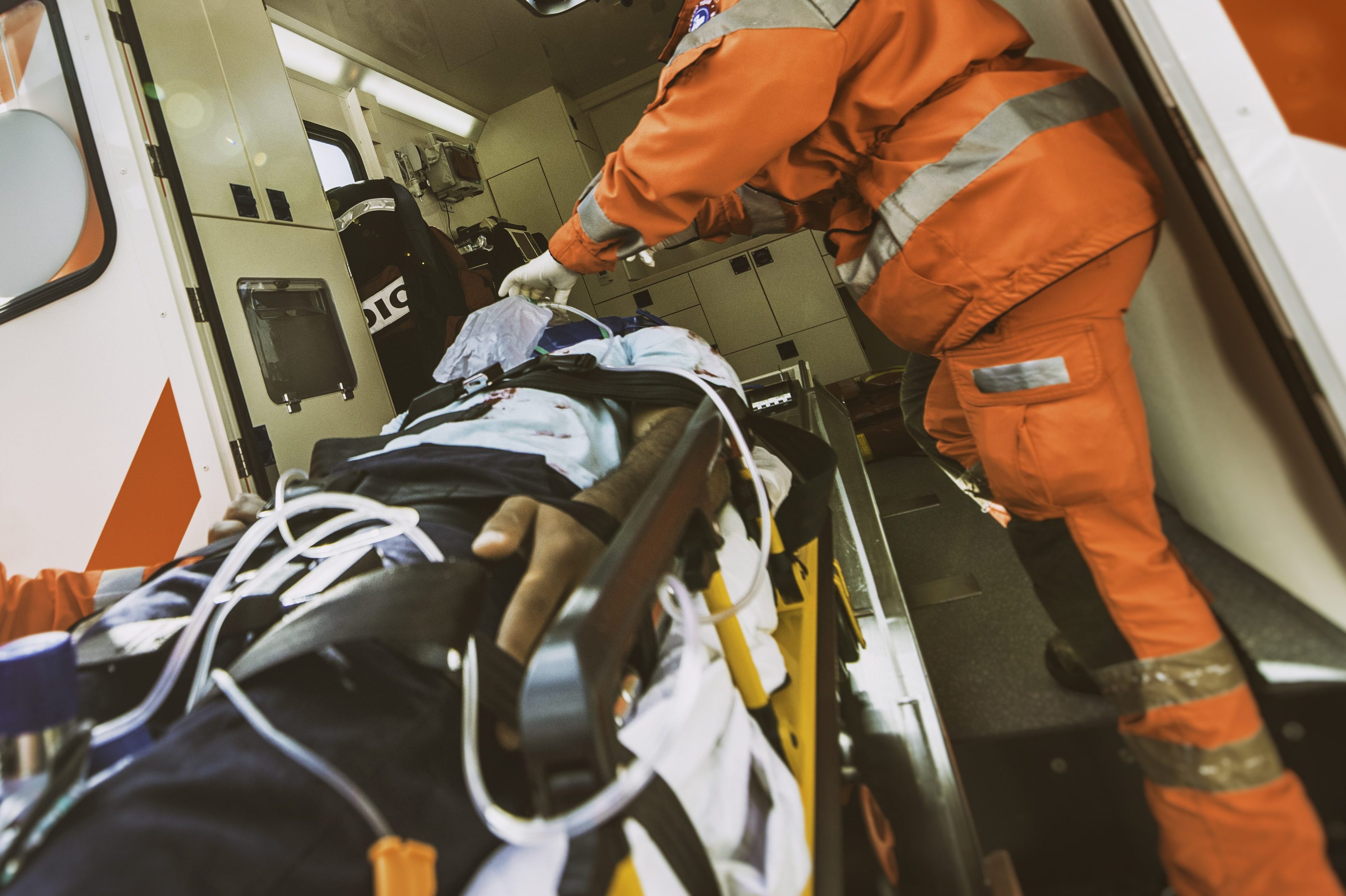 Tragedia a Cesa, 36enne si accascia e muore durante una rissa: aperta inchiesta - Vimarsana News