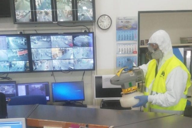Coronavirus, a Napoli lo scippo della spesa: ?anziani aggrediti alla Sanità